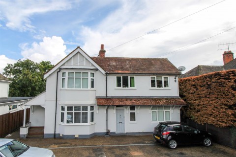 View Full Details for 17 Fleet Road, Fleet