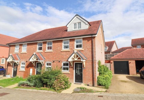 View Full Details for Tudgey Gardens, Crookham Village, Fleet